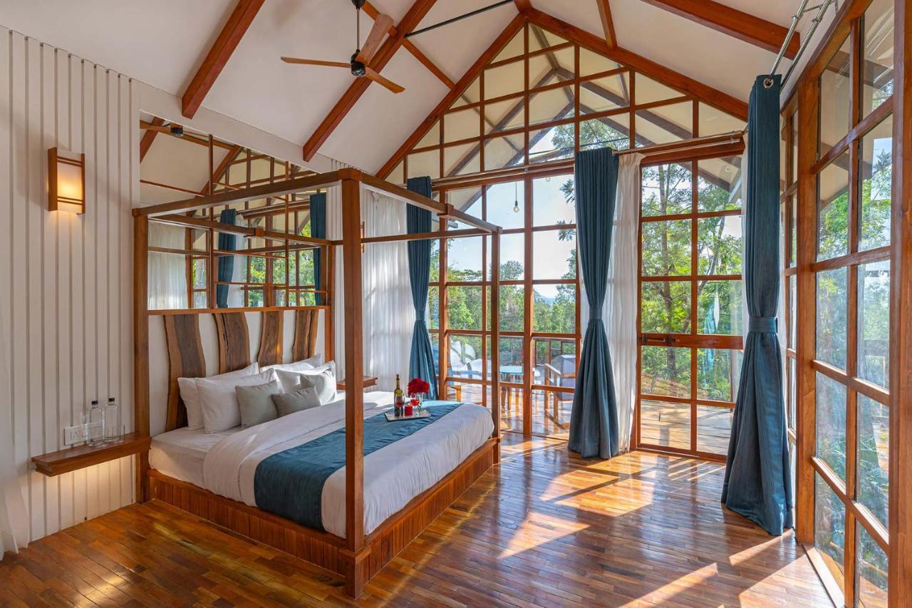 Stayvista At Cicada Chikmagalur 2Bhk Breakfast Included With Amazing View Zewnętrze zdjęcie